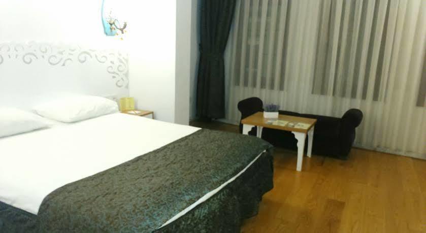Jakaranda Hotel Estambul Exterior foto